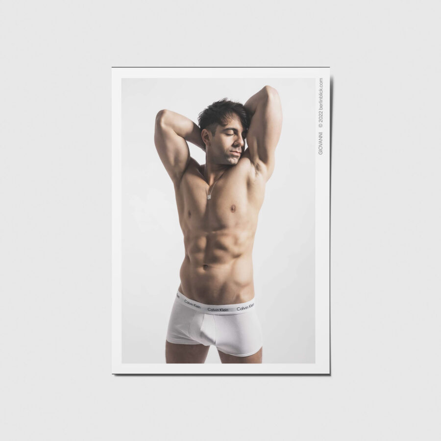 Kunstkarten-Set-Postkarte, Männerakt-Giovanni in weißer Unterhose